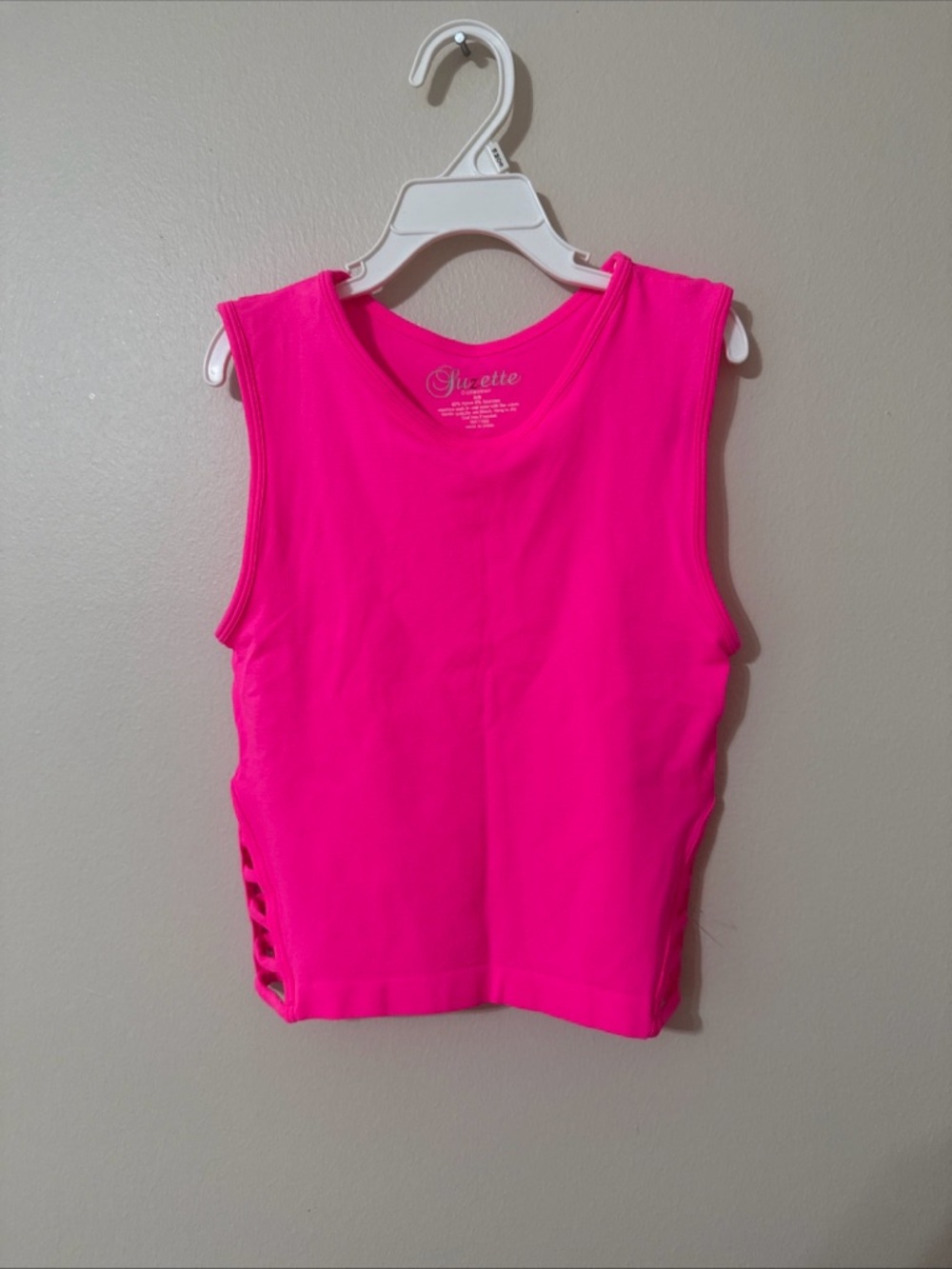 Suzette Collection Women’s Size S Neon Hot Pink Cut Out Tank top, EUC, Runs Smal